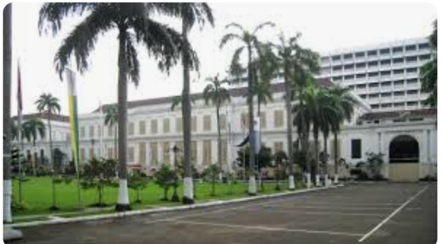 Prastowo, Stafsus Menteri Keuangan VS Fadli Zon Soal Kenaikan BBM Sesat