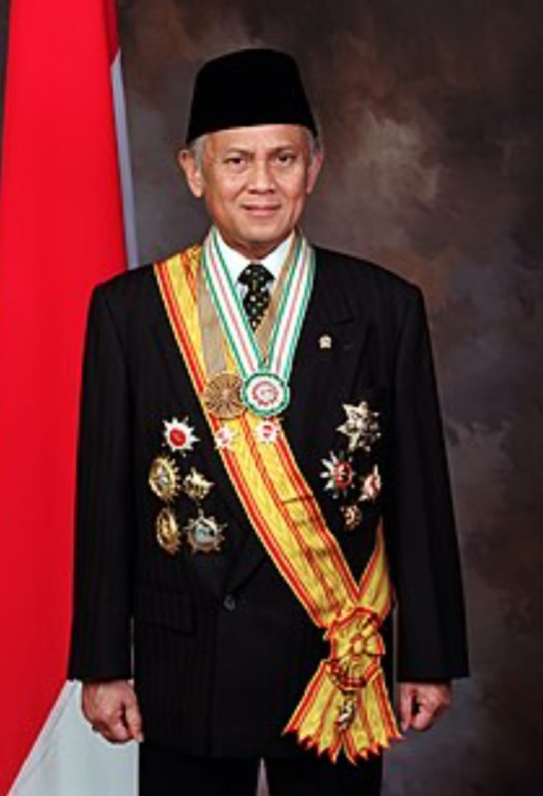 BJ. Habibie: Kalaulah Sempat., Apa yang Disampaikan Pasti Menimpa Siapa Saja!