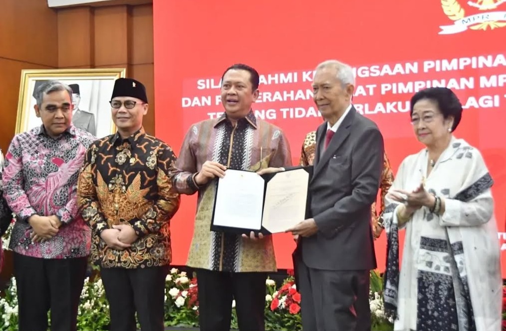 Bung Karno Faktor yang Akan Mempertemukan Megawati dan Prabowo