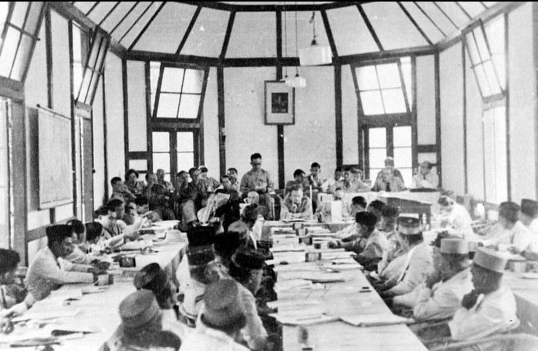 Konsekuensi Sebuah Negara Republik